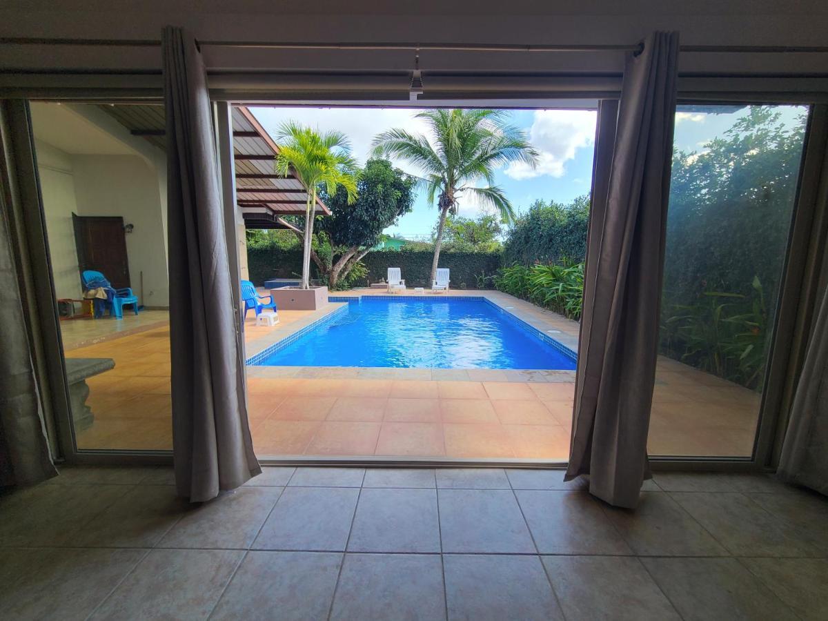 ホテル Pool House With Shared Pool Access ダビッド エクステリア 写真